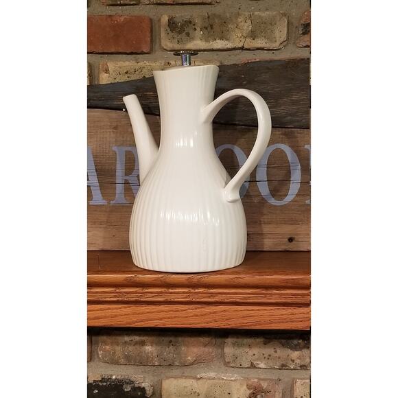 Vintage MCM Coffee Server, White Ribbed USA Hall, Ernest Sohn Lid Silver Knob - Picture 6 of 7